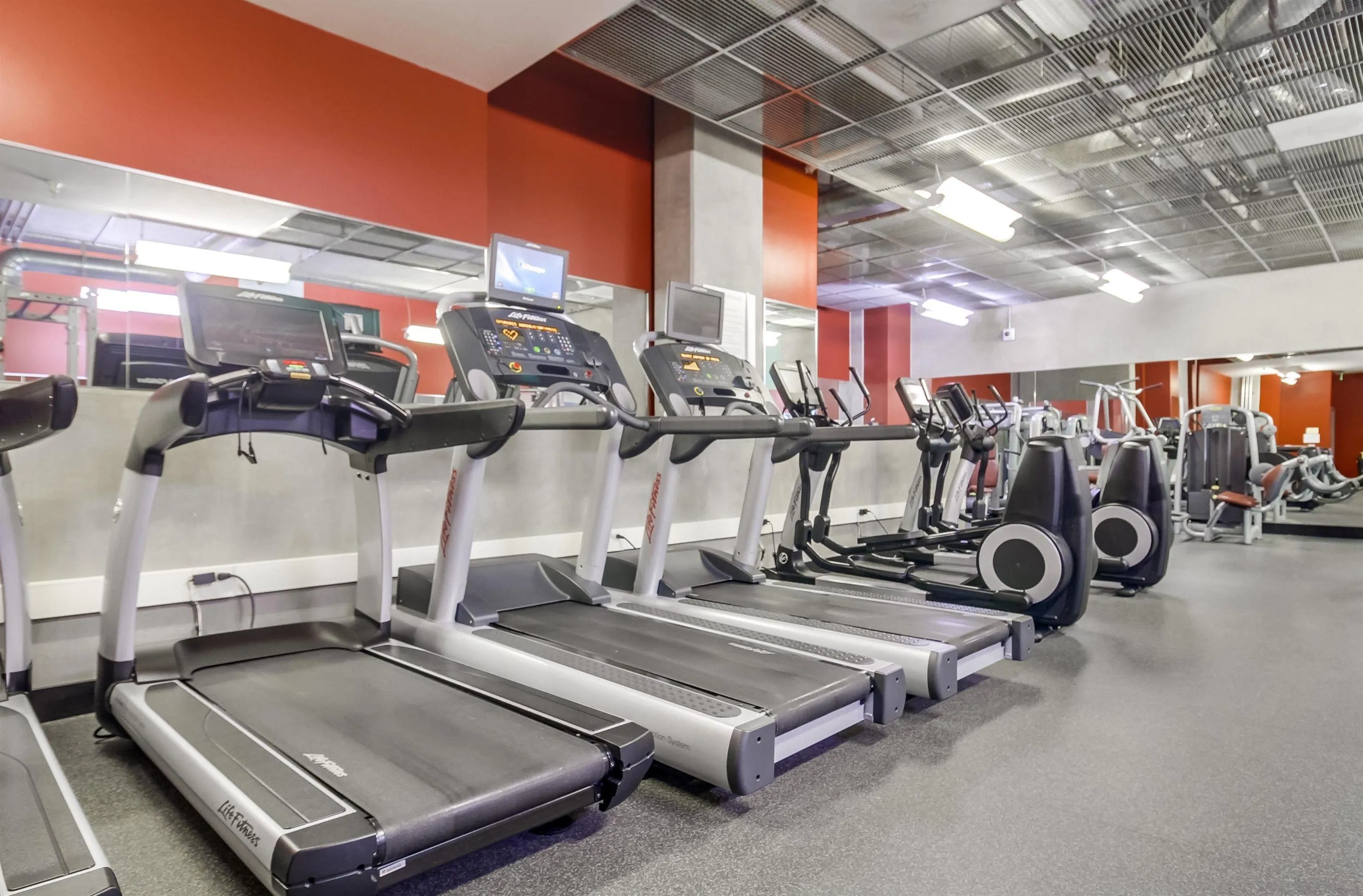 350 11th Avenue # 420