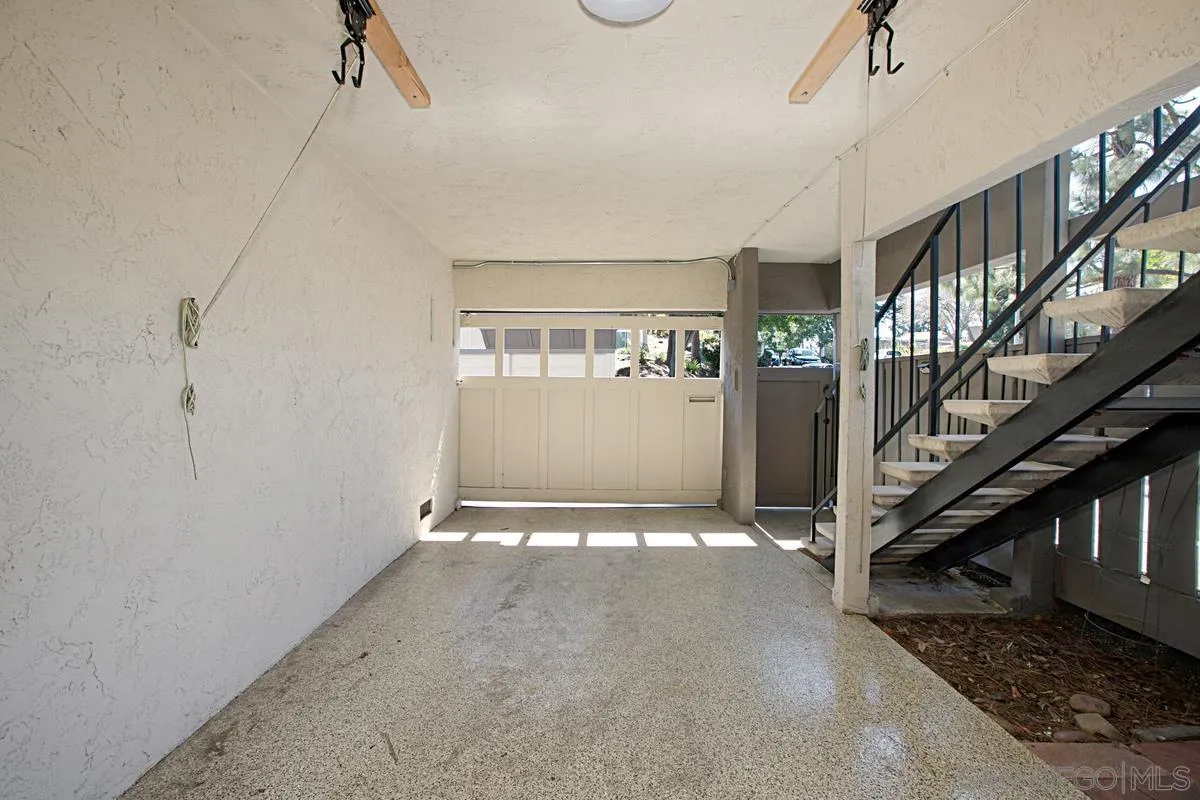 6308 Caminito Salado