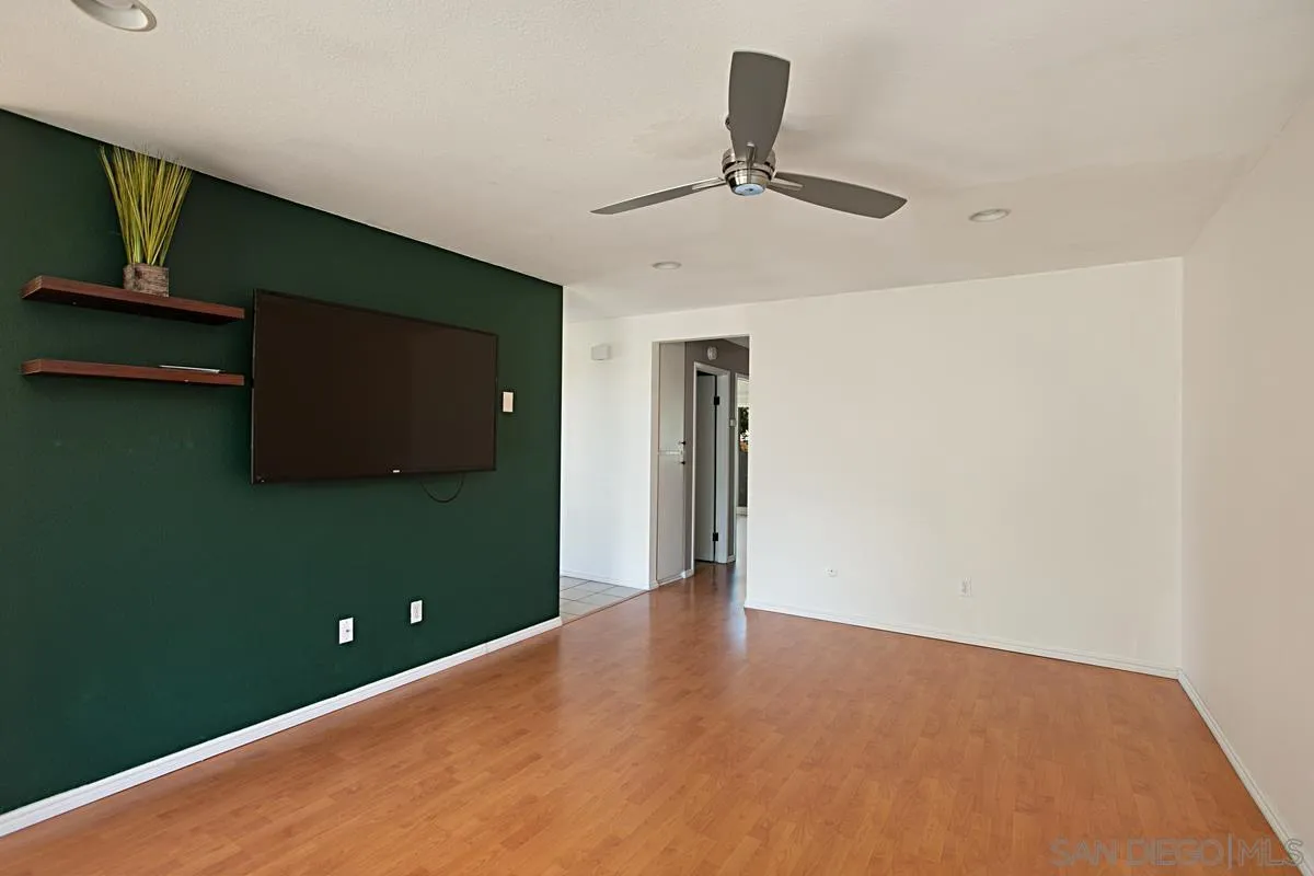 6308 Caminito Salado