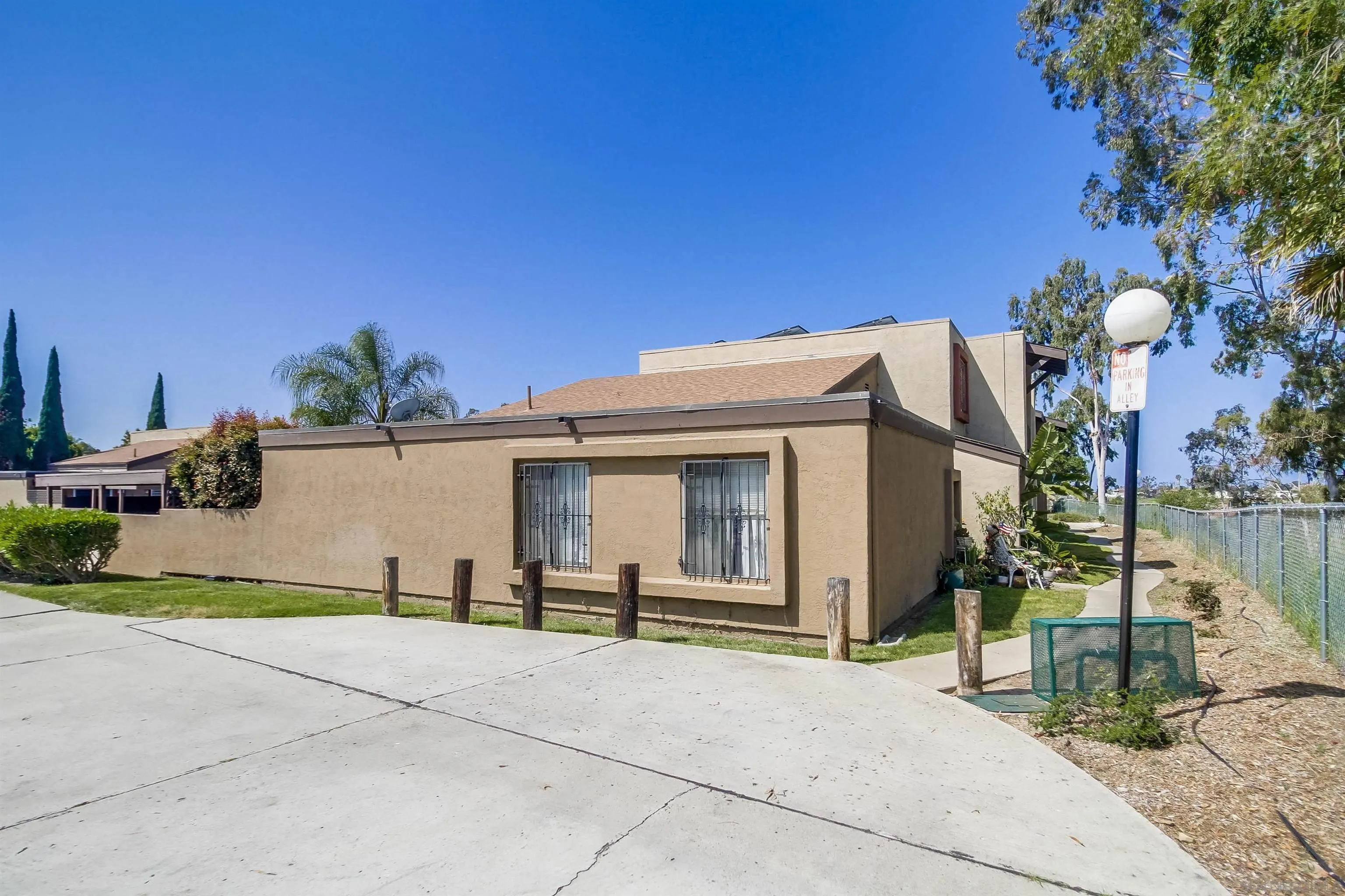 1565 Mendocino # 177