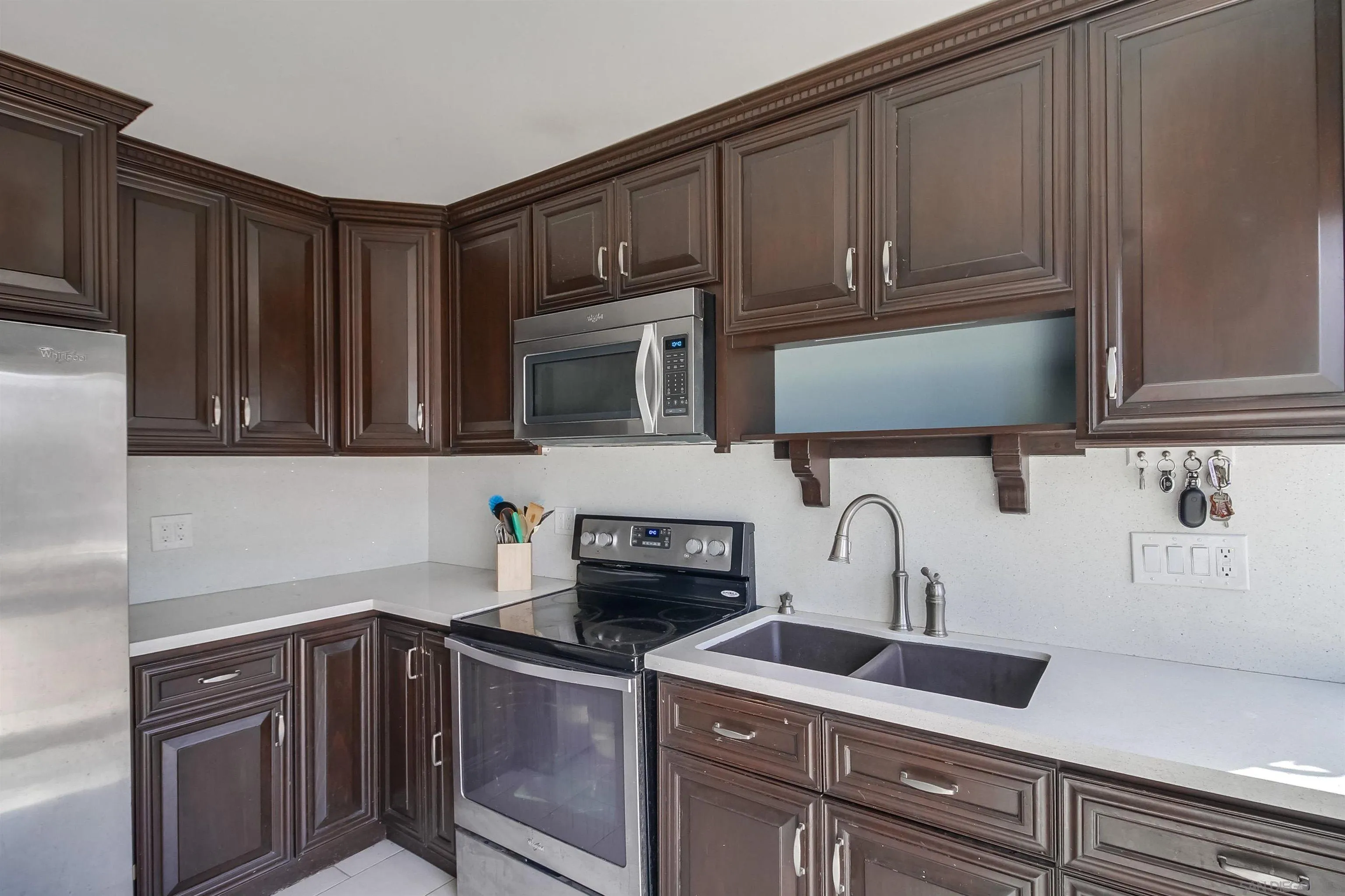 1565 Mendocino # 177