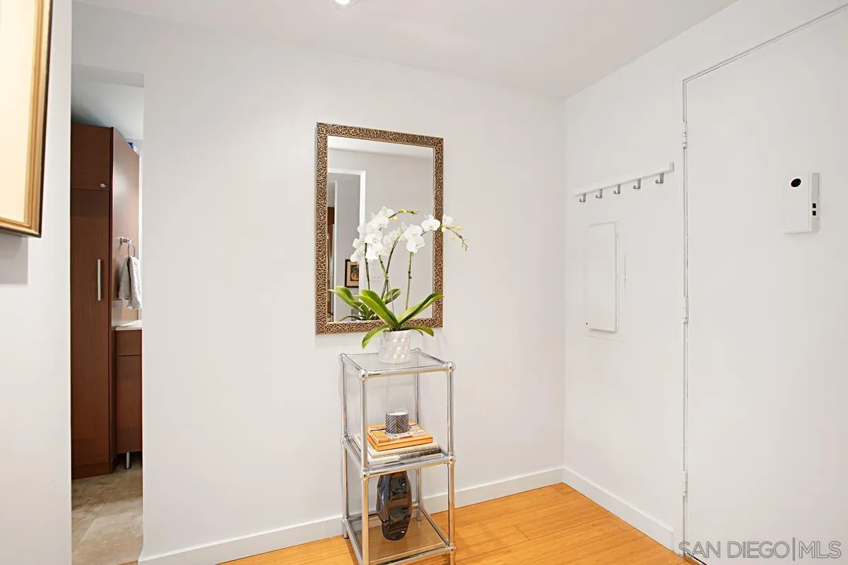 1740 Upas Street # 5