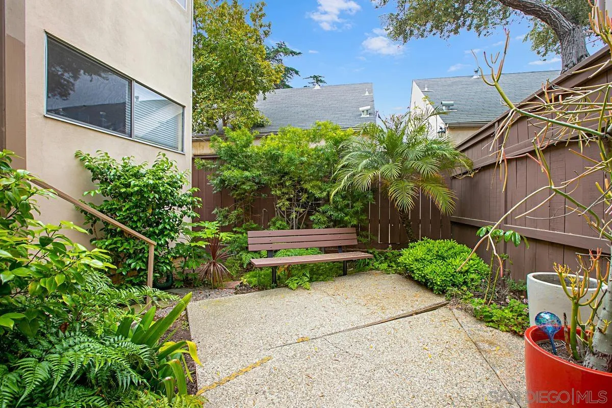 1740 Upas Street # 5