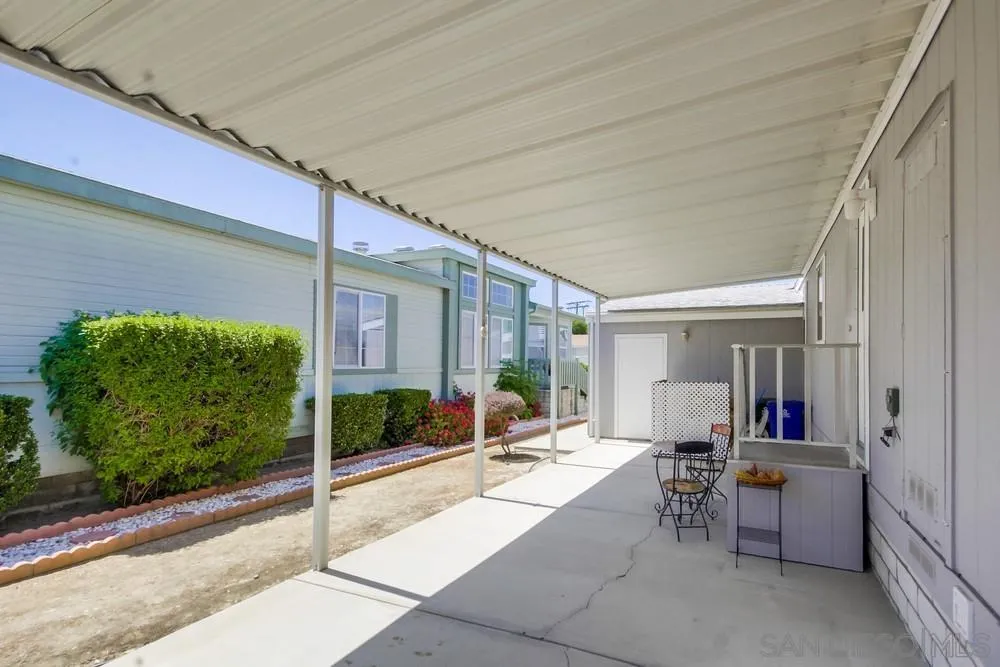 11851 Riverside Drive Spc 275