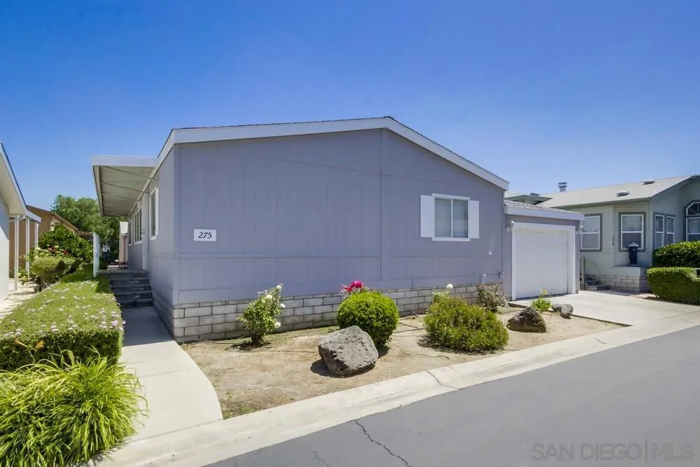 11851 Riverside Drive Spc 275