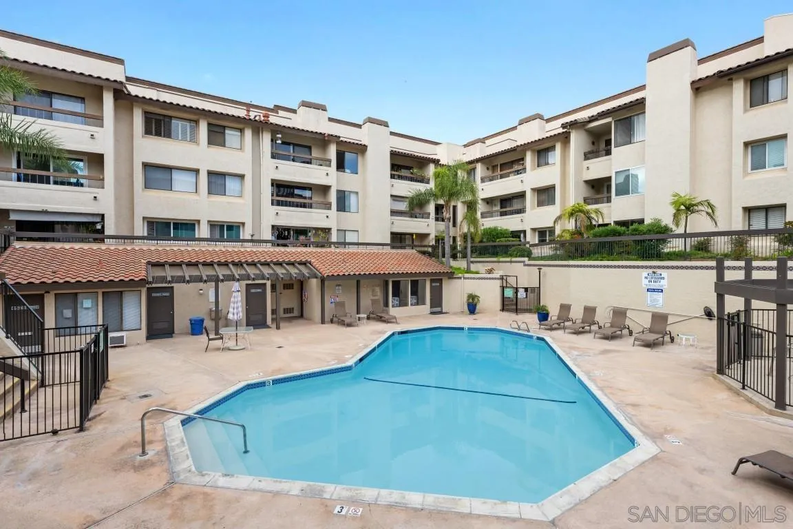 6747 Friars Rd # 124