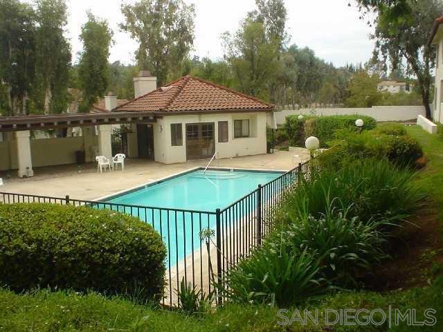 2425 Cranston Dr # 15