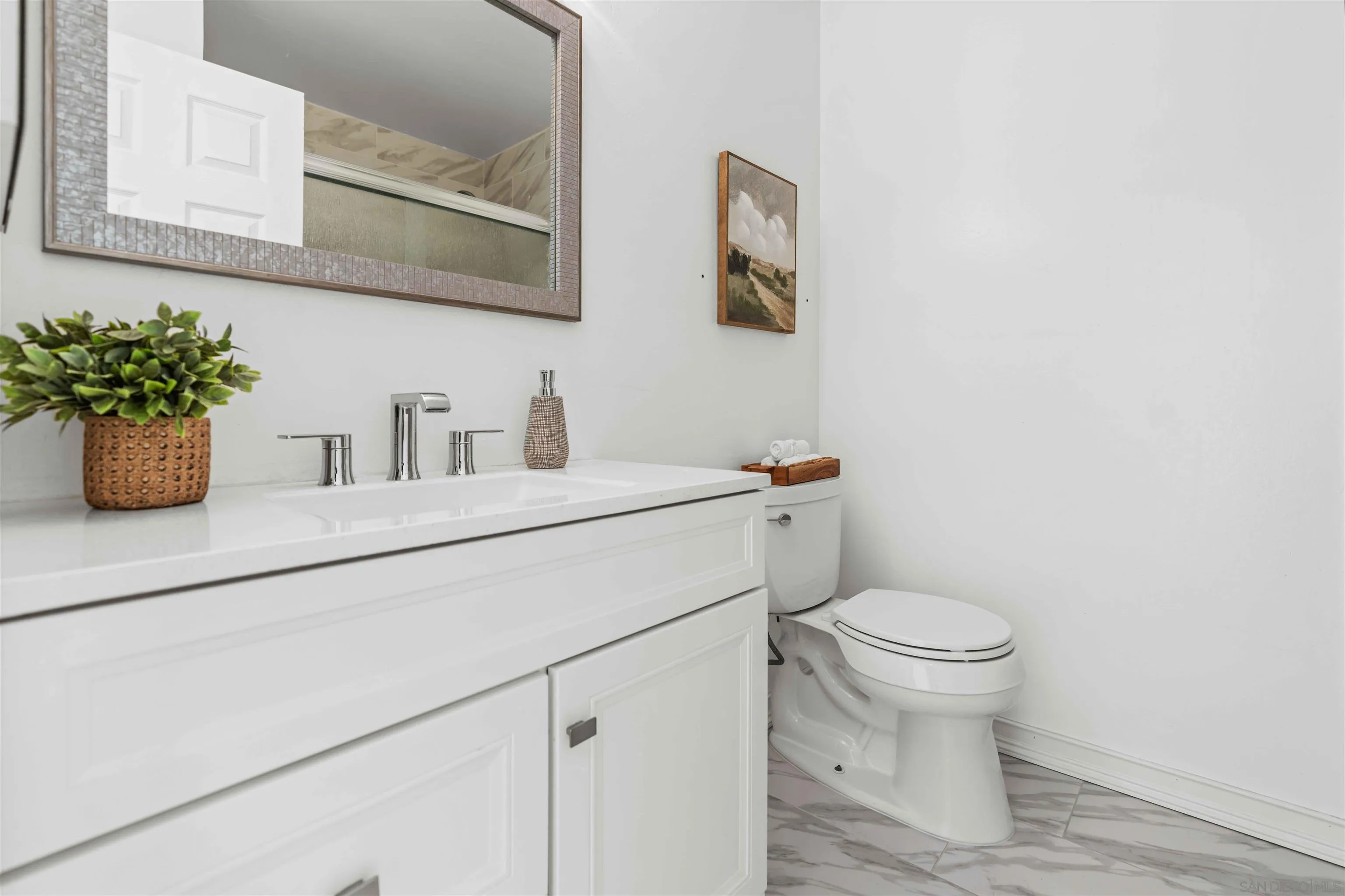 12069 Lemon Crest Dr