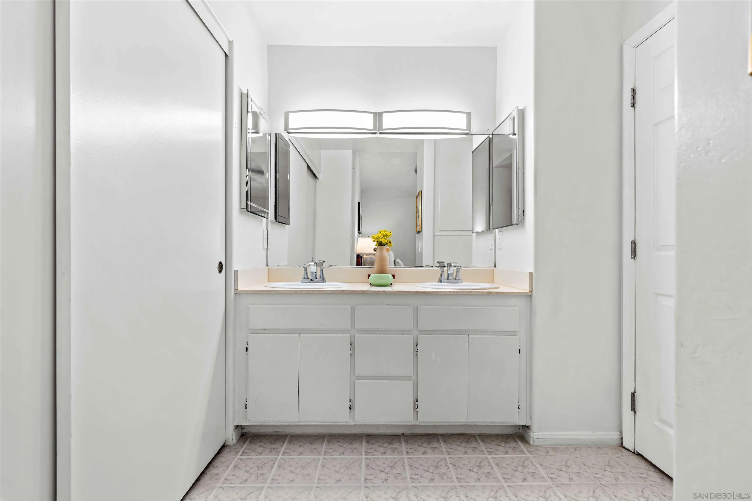 12069 Lemon Crest Dr