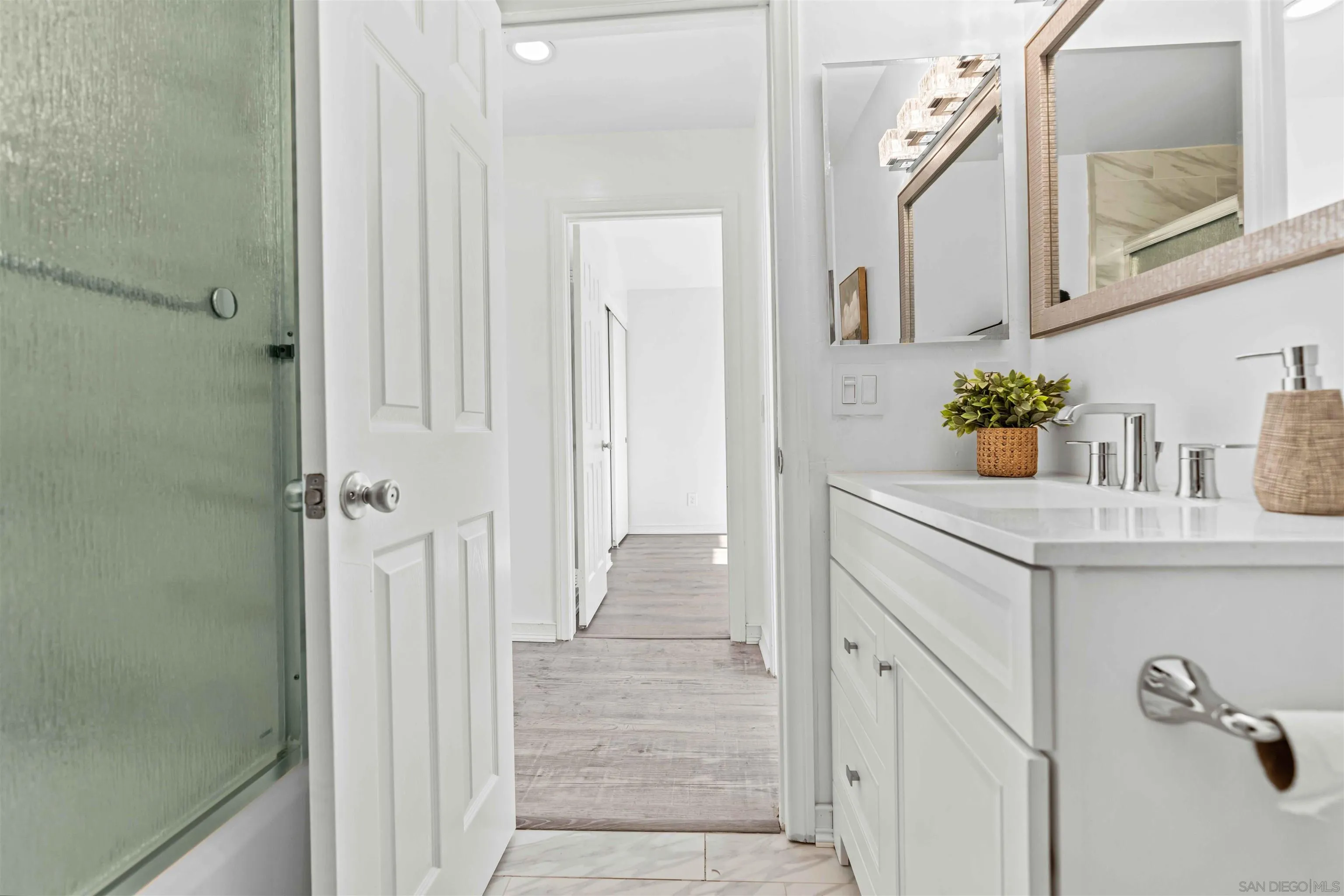 12069 Lemon Crest Dr