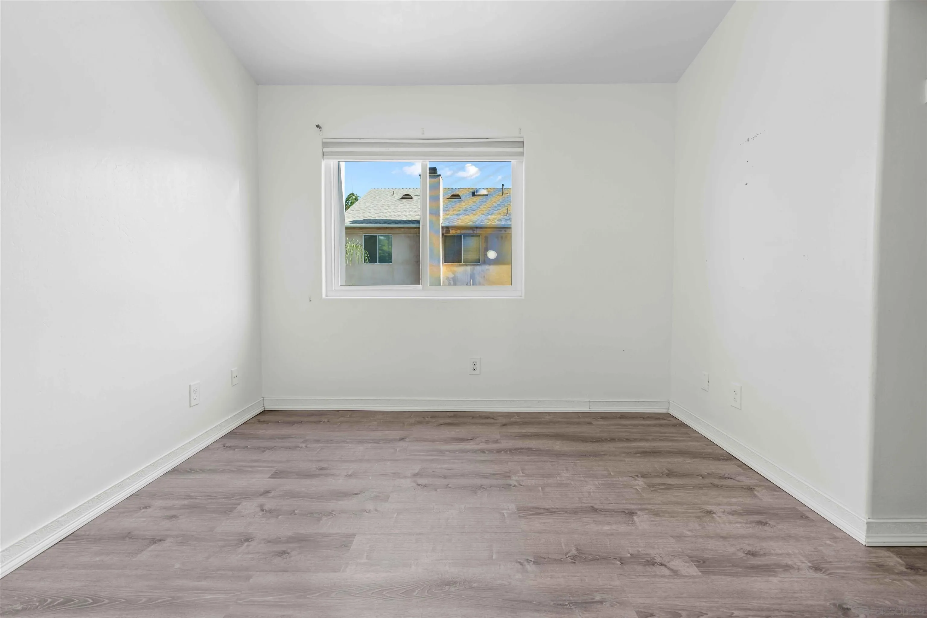 12069 Lemon Crest Dr