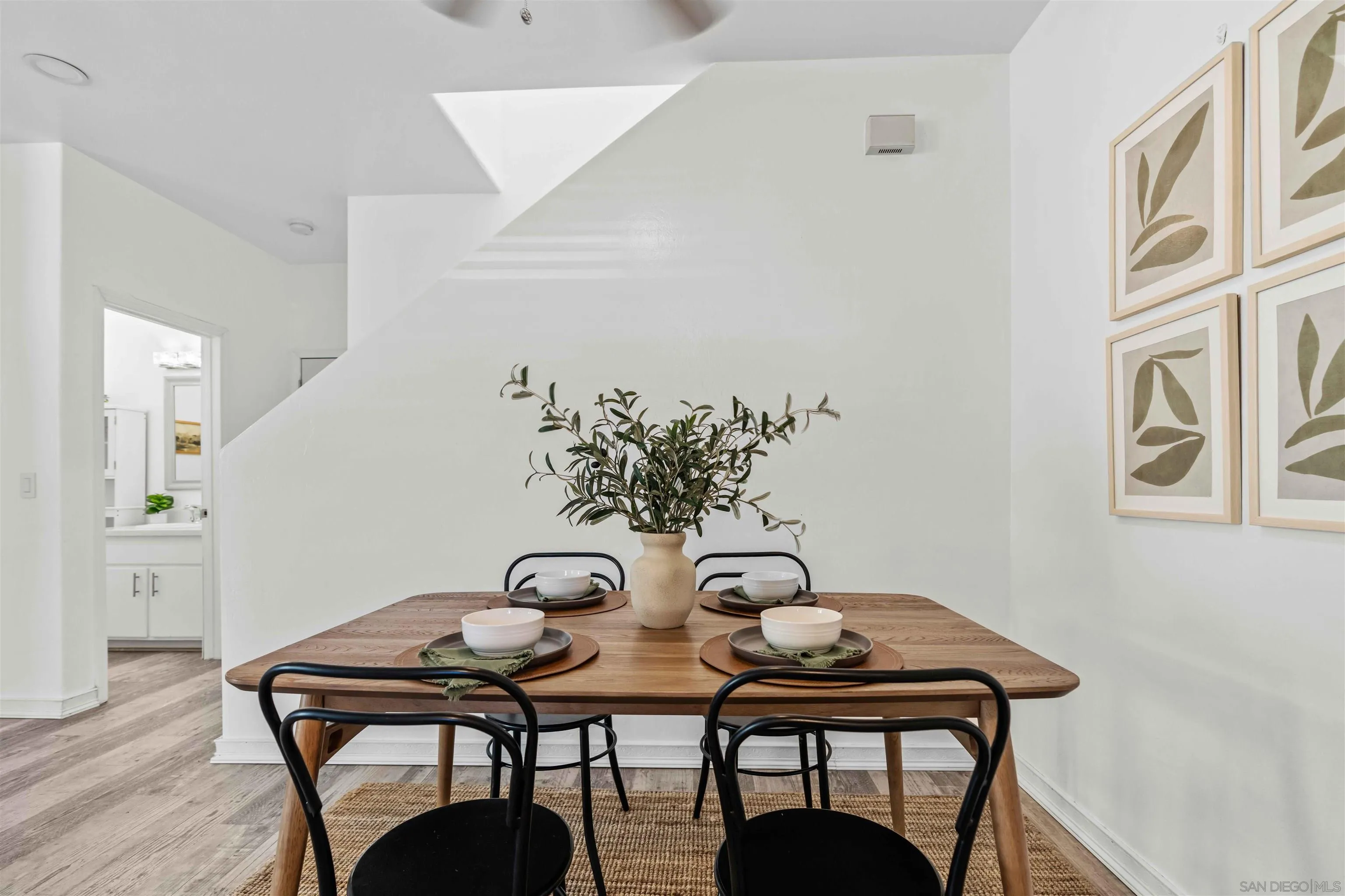 12069 Lemon Crest Dr