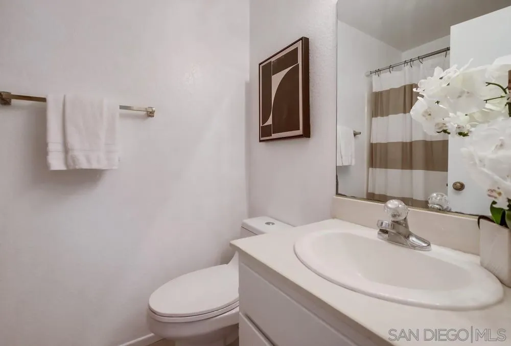 7044 Camino Degrazia # 227