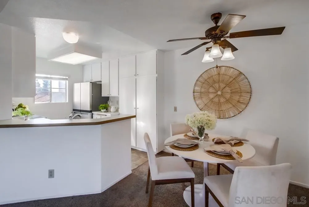 7044 Camino Degrazia # 227