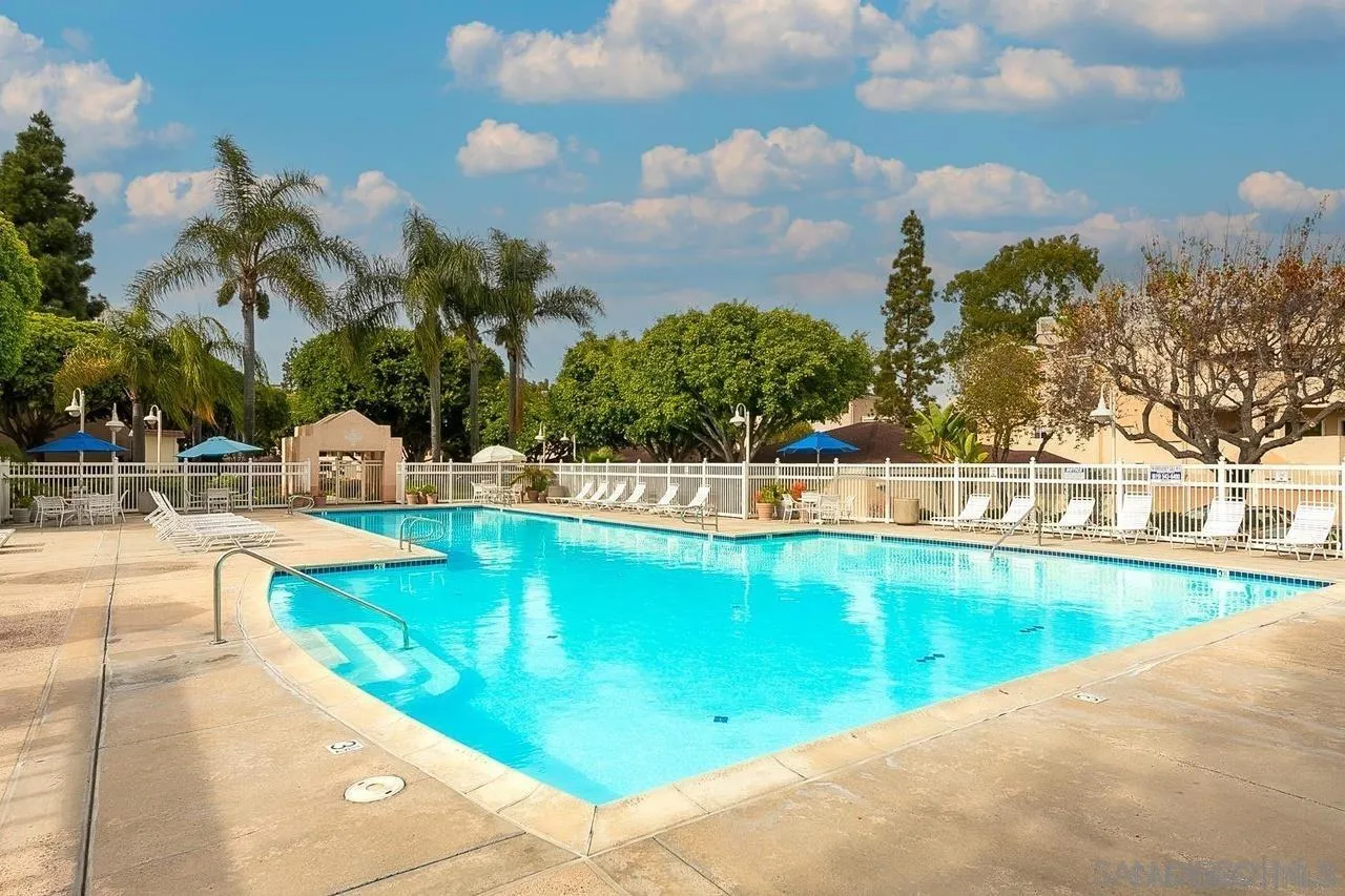 7044 Camino Degrazia # 227