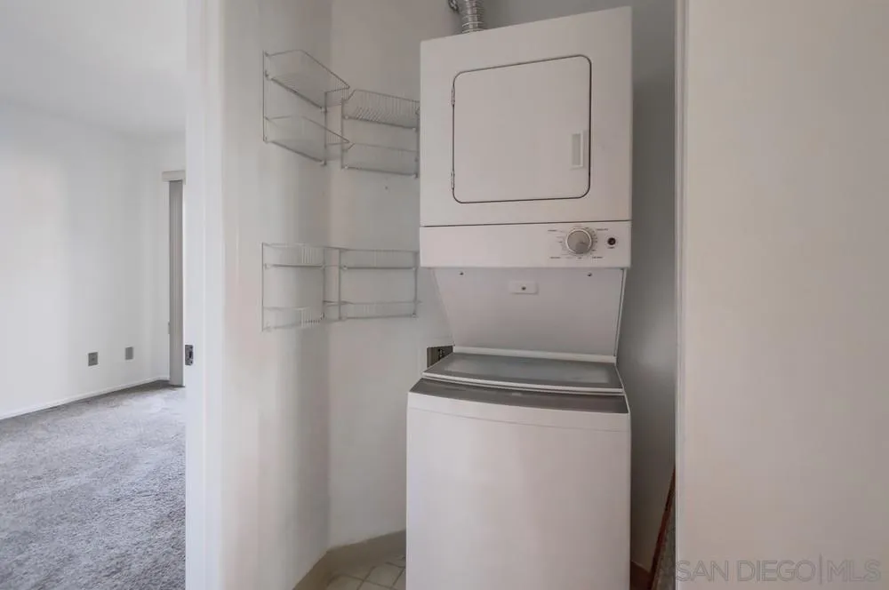 7044 Camino Degrazia # 227