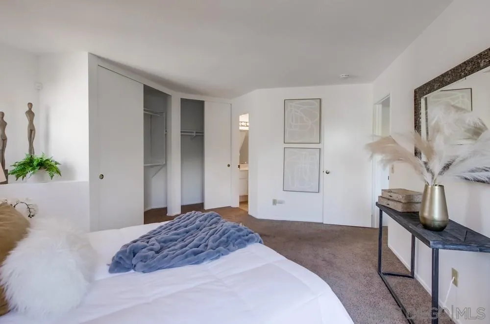 7044 Camino Degrazia # 227