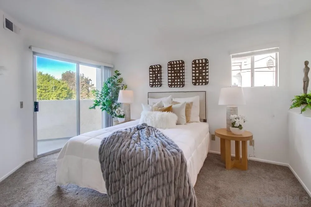 7044 Camino Degrazia # 227