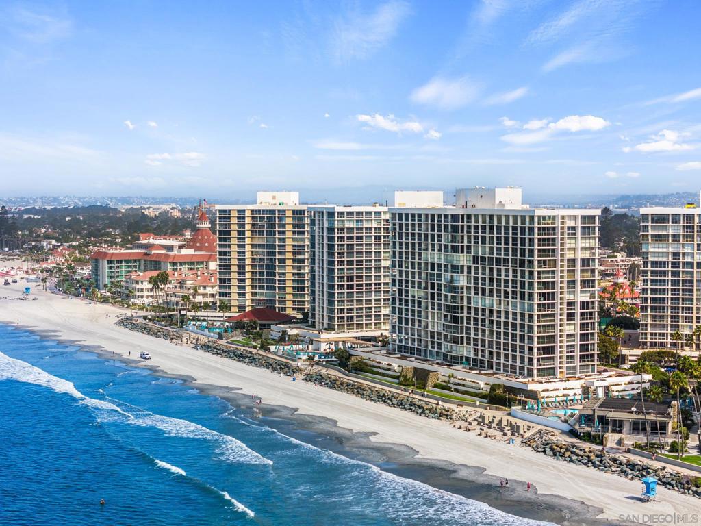 1760 Avenida Del Mundo 901