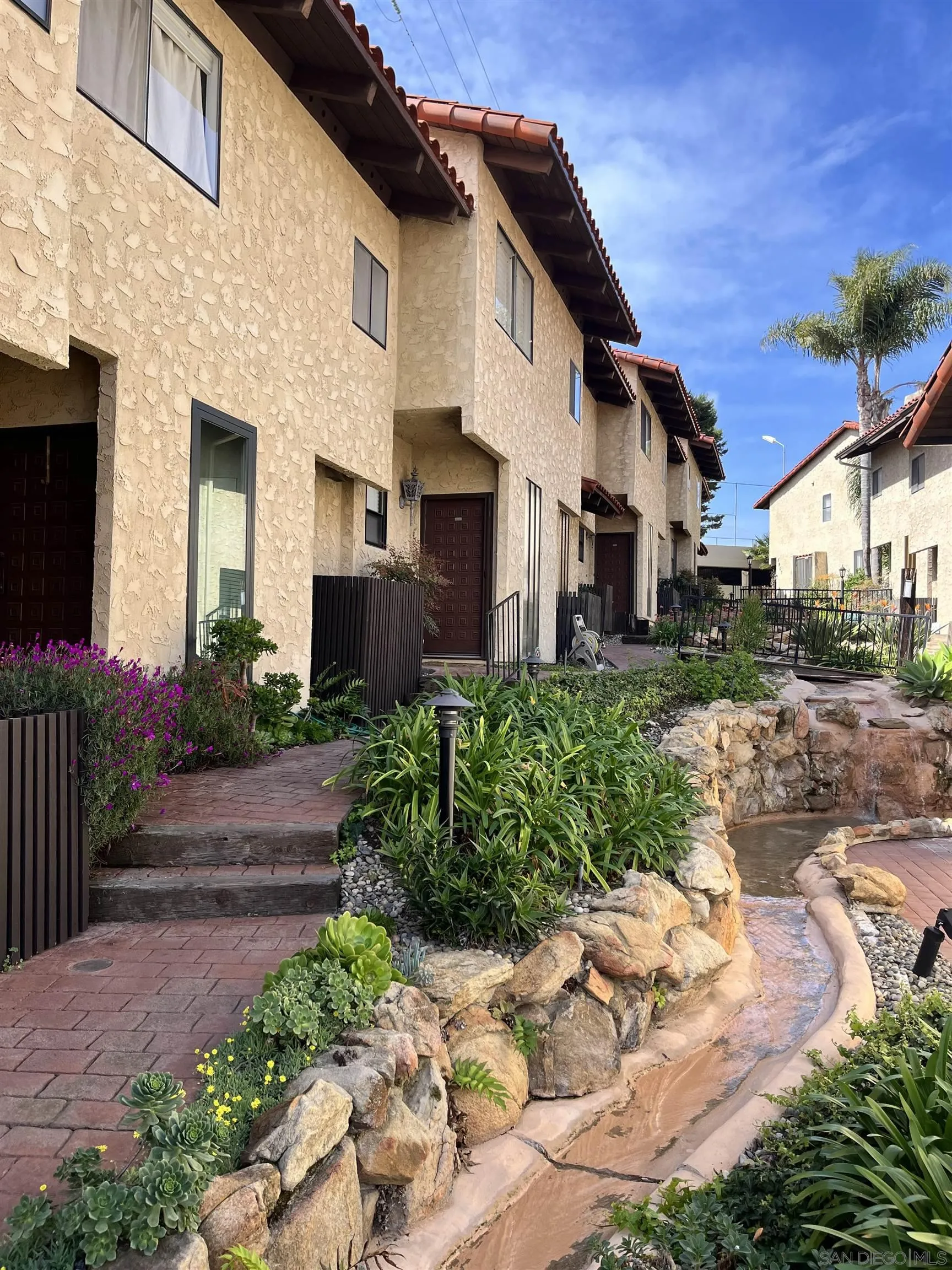 1911 Estrella De Mar Ct.