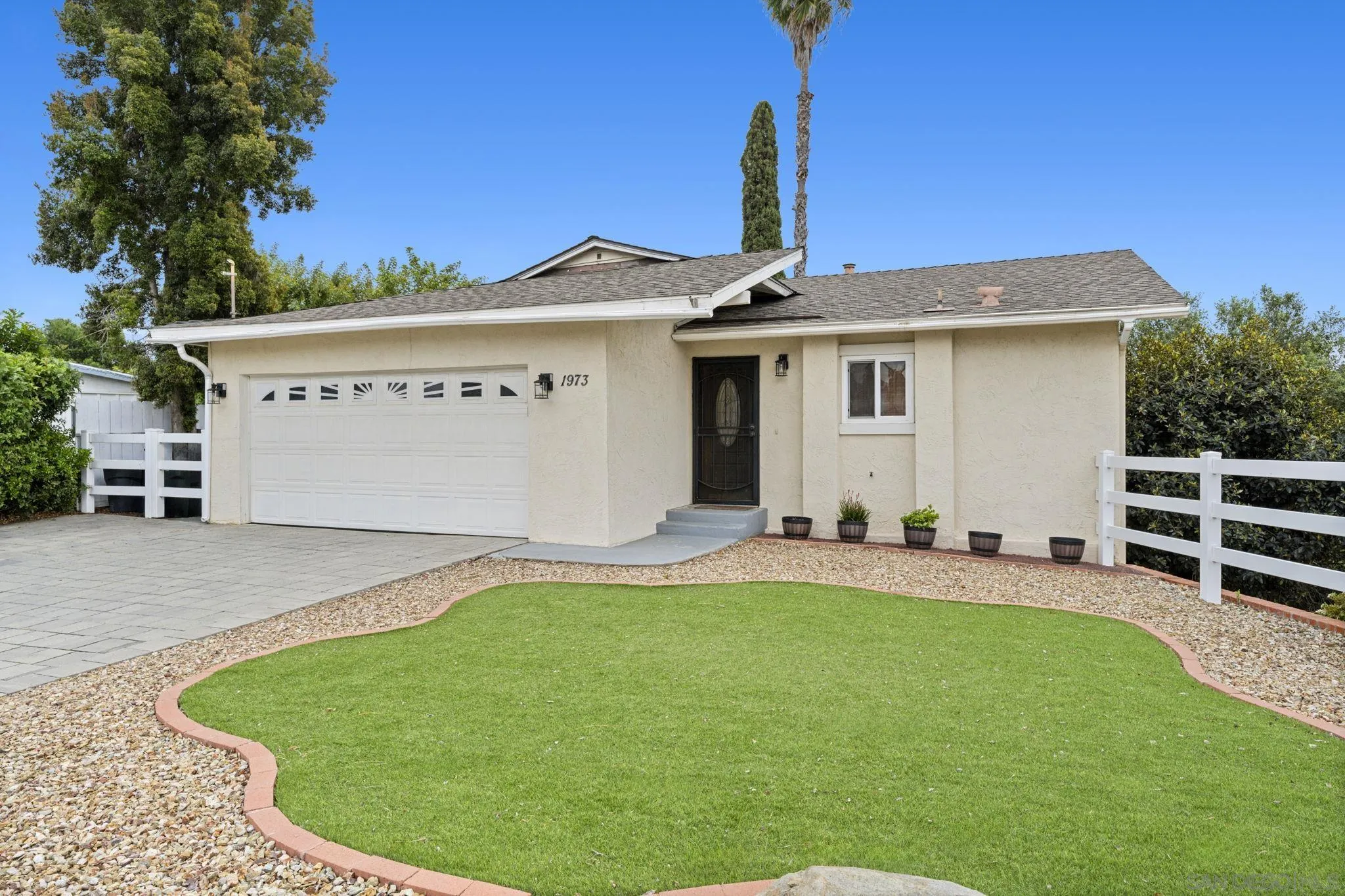 1973 Kinross Ct