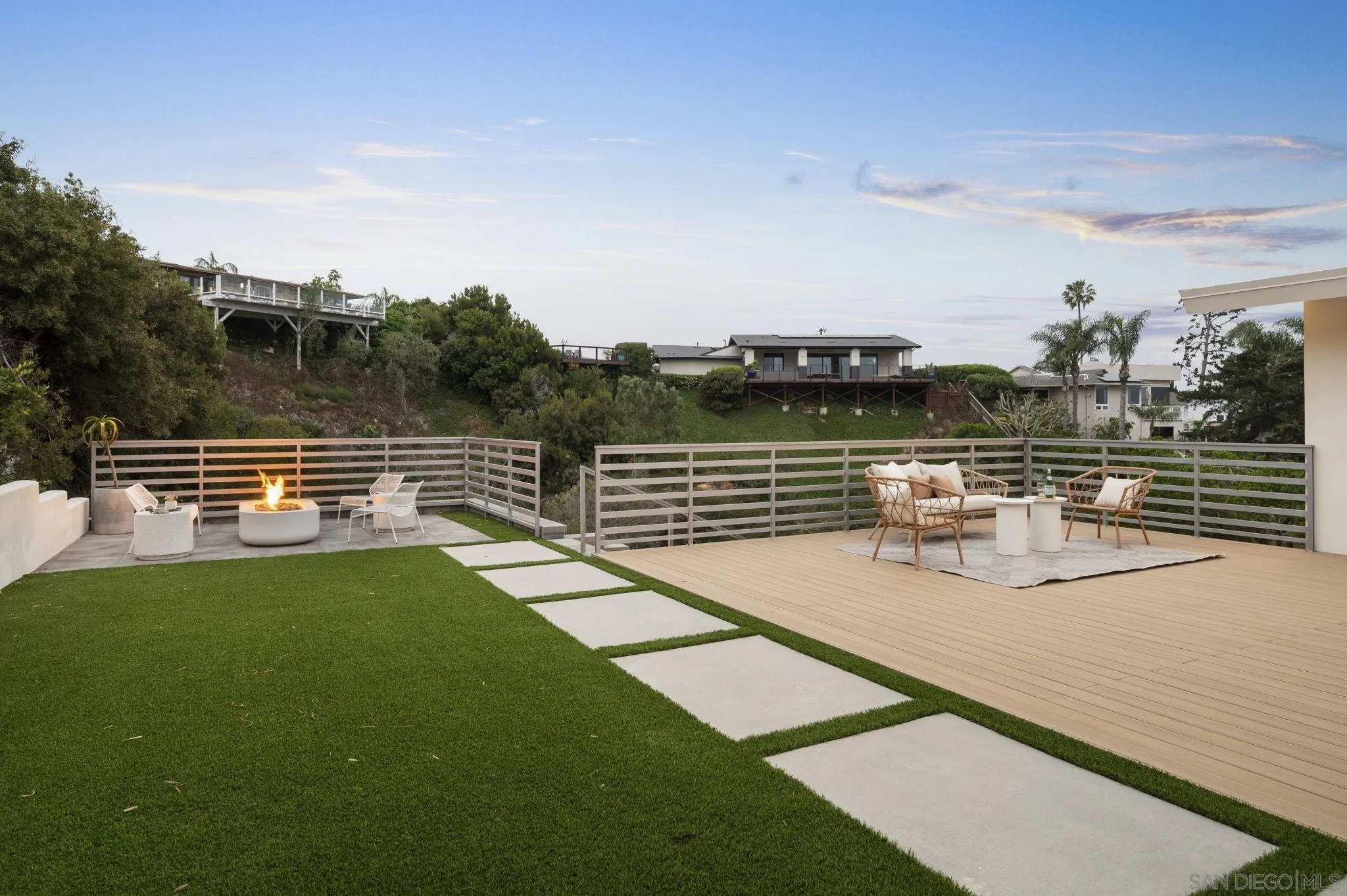 5851 Box Canyon