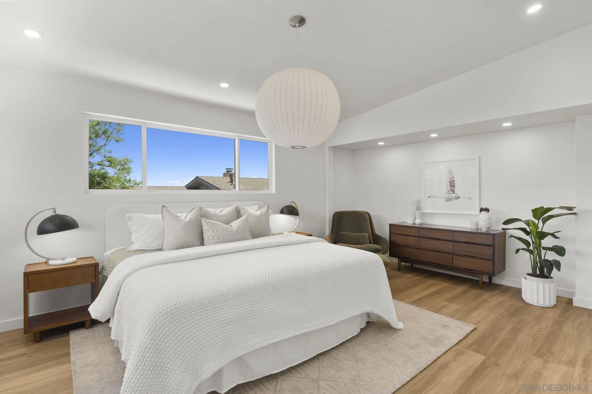5851 Box Canyon