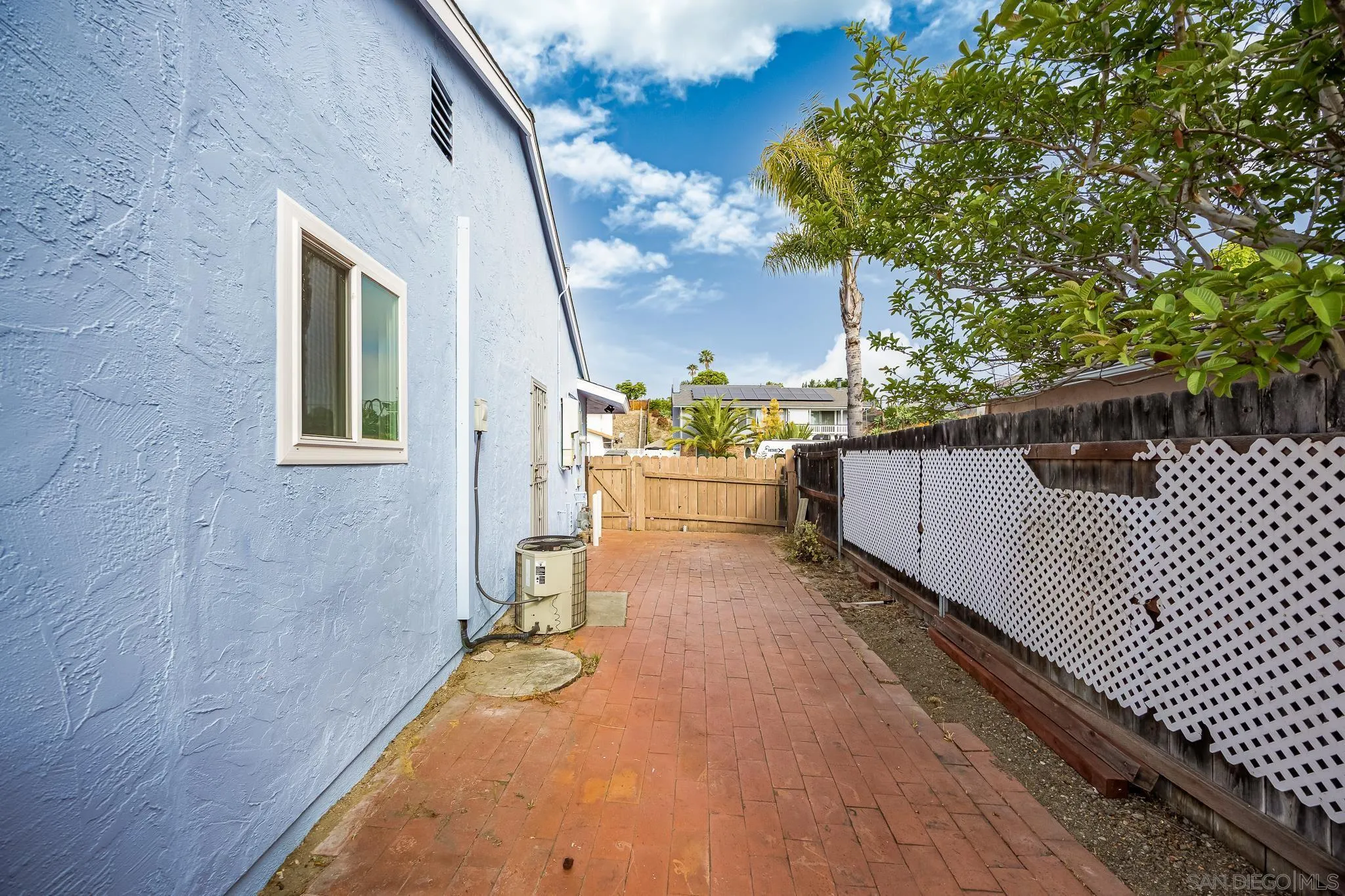 3257 Cristobal Way