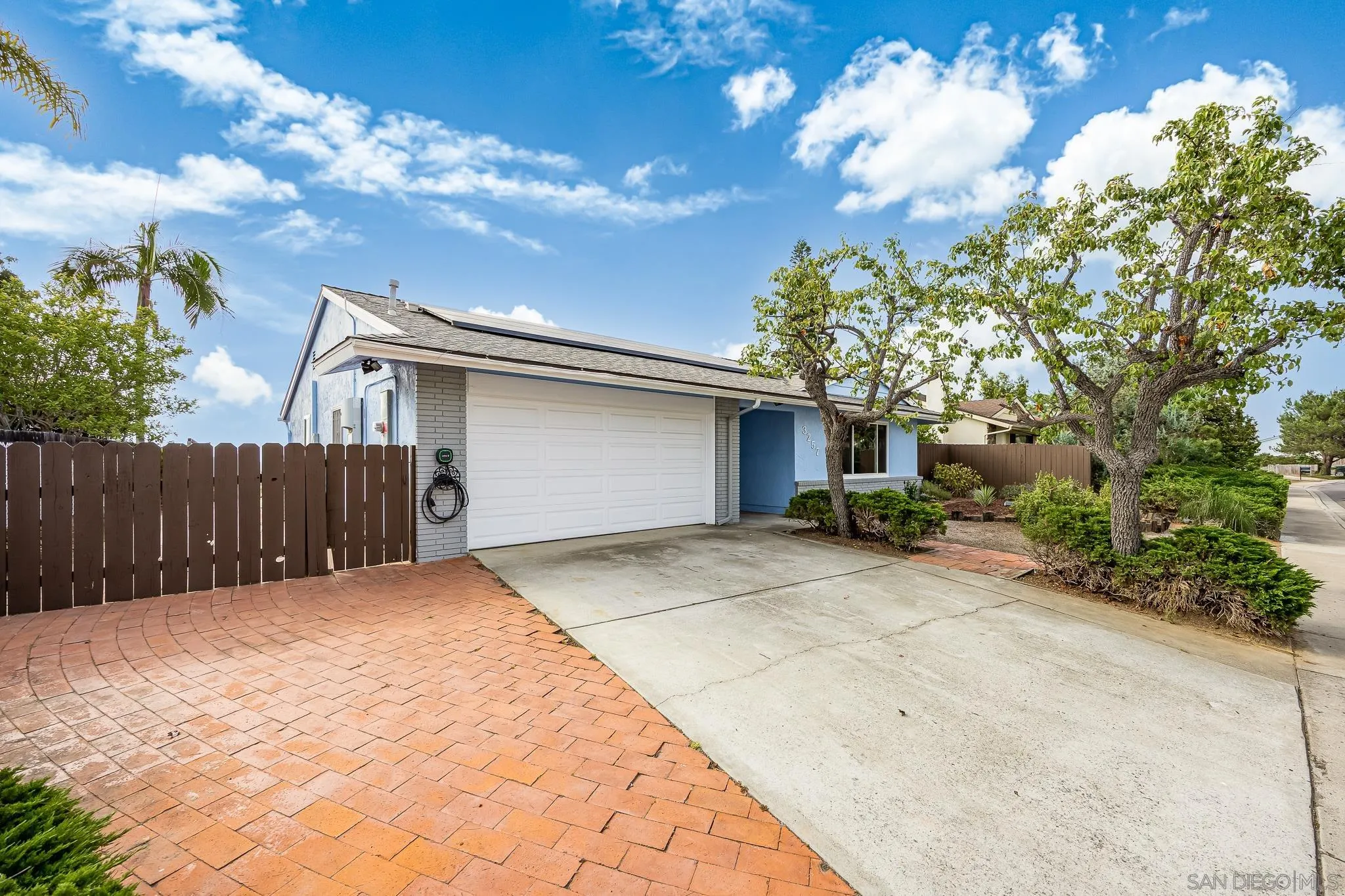3257 Cristobal Way