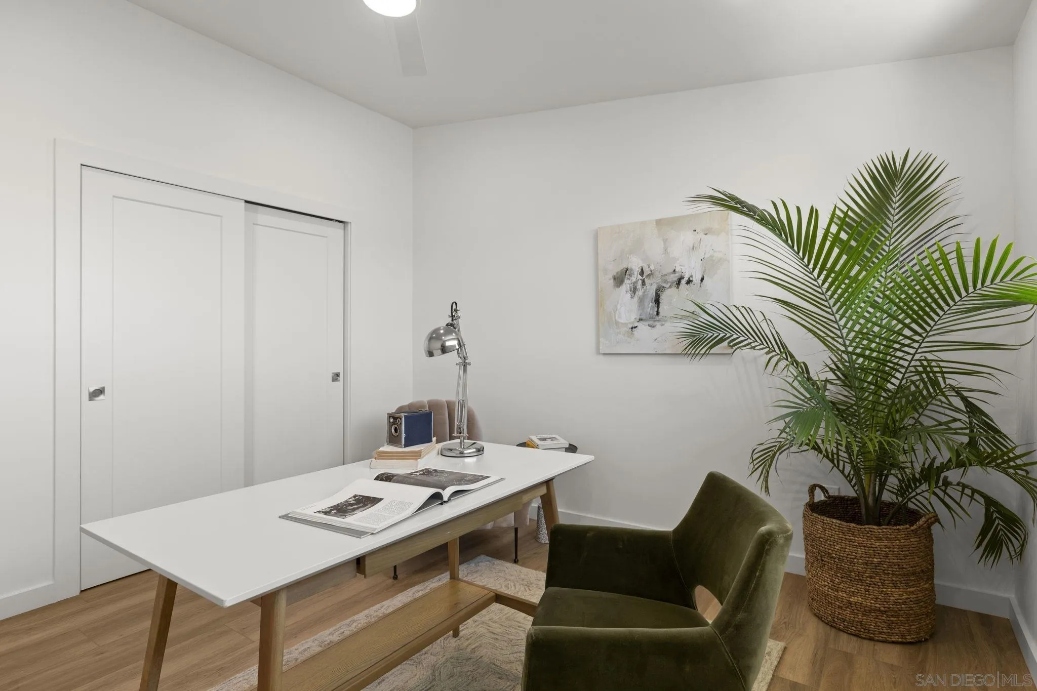 5851 Box Canyon