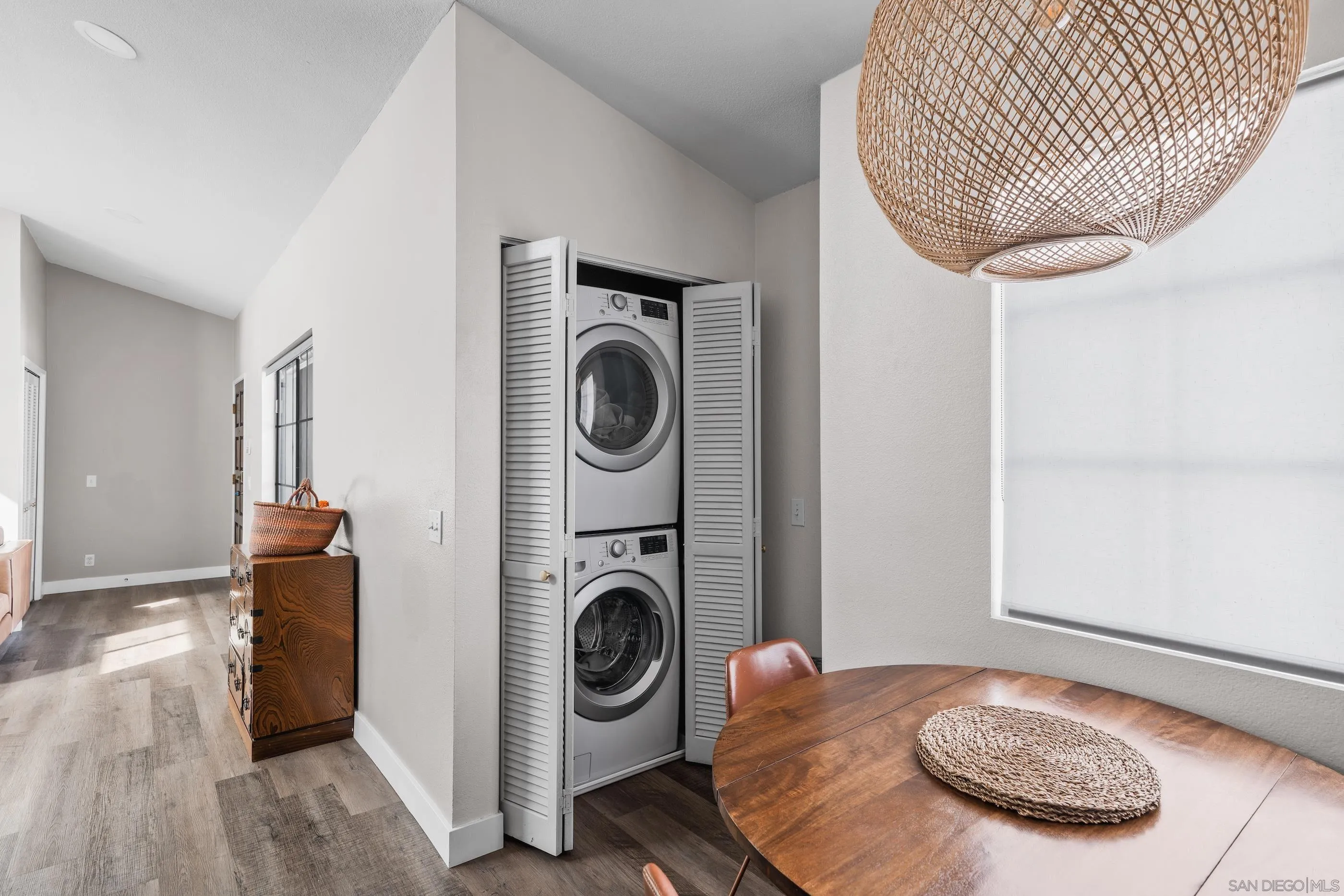 4475 Campus Ave Unit 5