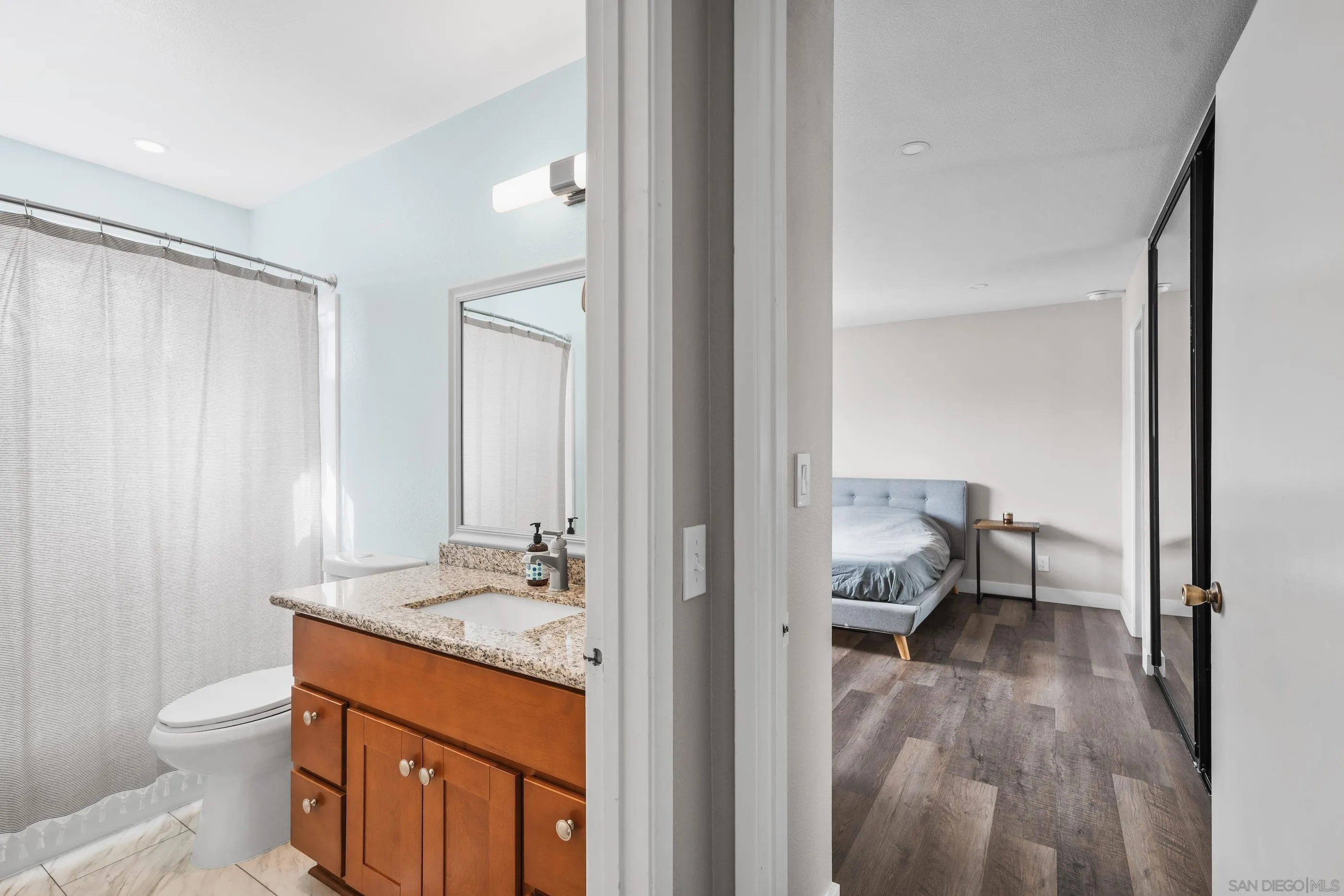 4475 Campus Ave Unit 5