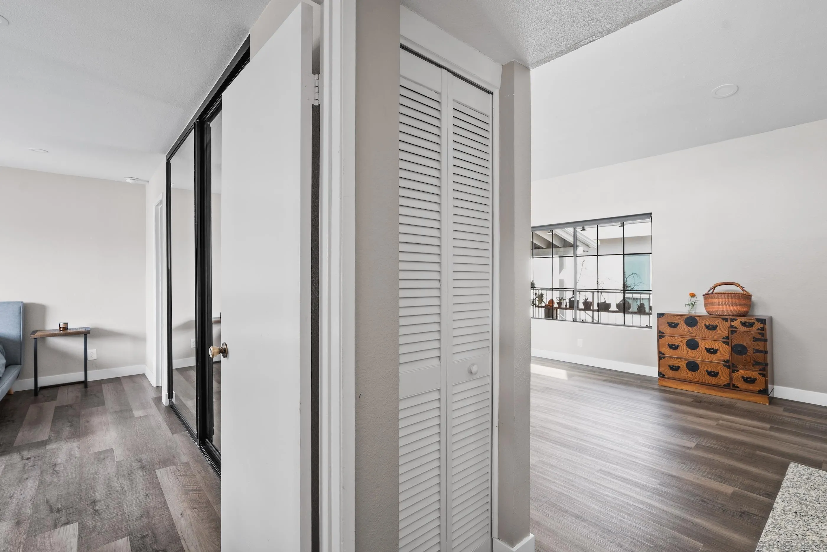 4475 Campus Ave Unit 5