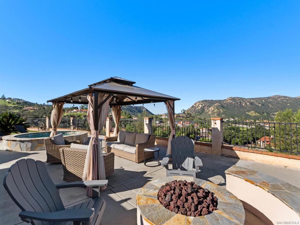 475 Summerhill Terrace