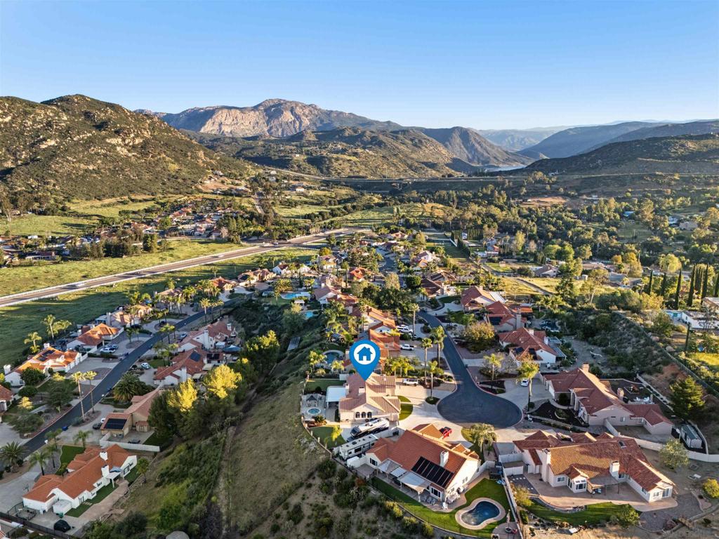 475 Summerhill Terrace