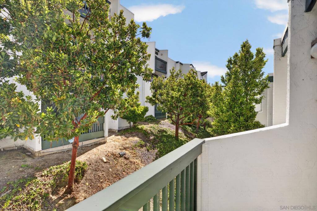 4060 Huerfano Ave 237