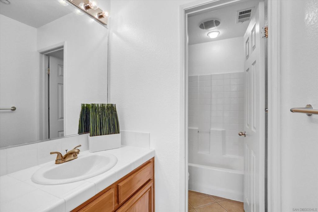 2908 Escala Cir