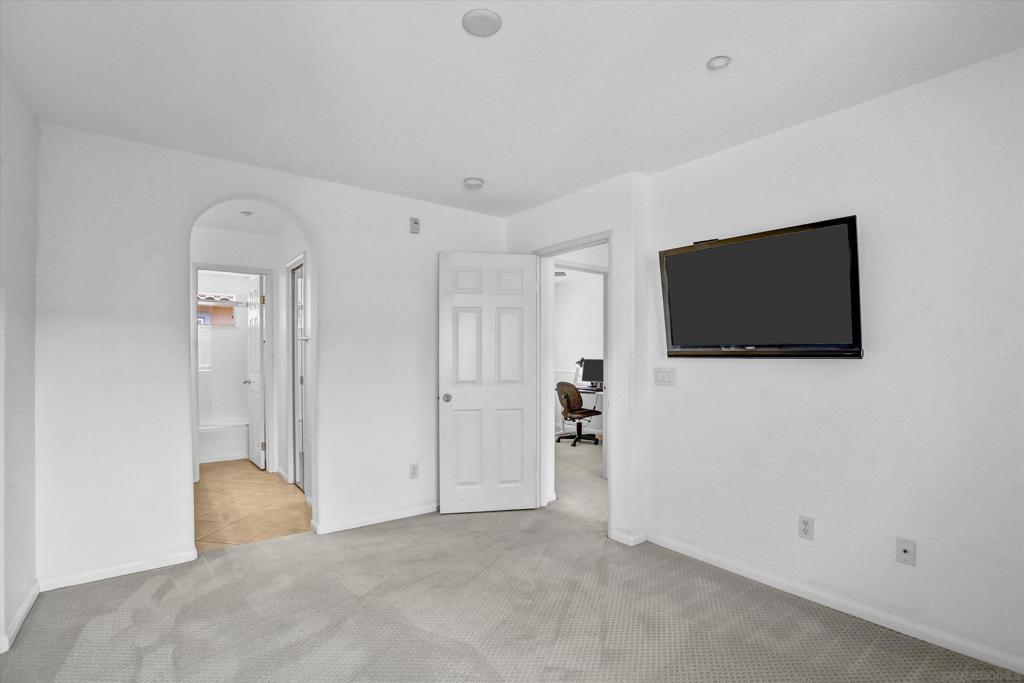 2908 Escala Cir