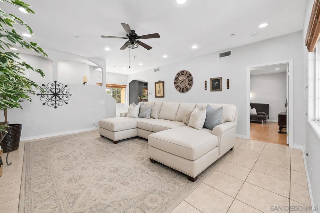 13044 Yerba Valley Way