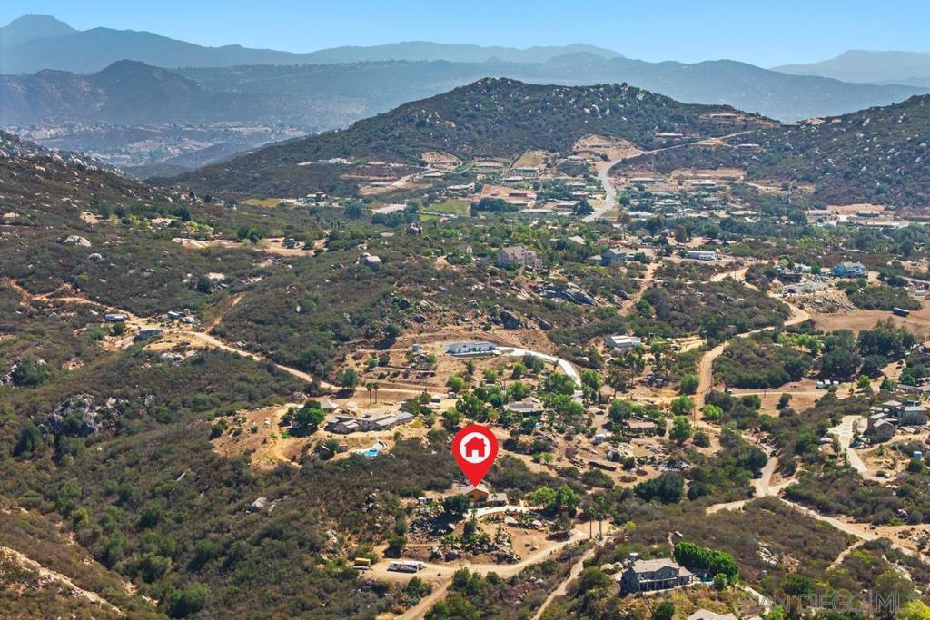 13044 Yerba Valley Way