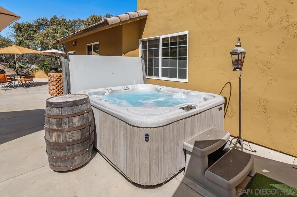 13044 Yerba Valley Way