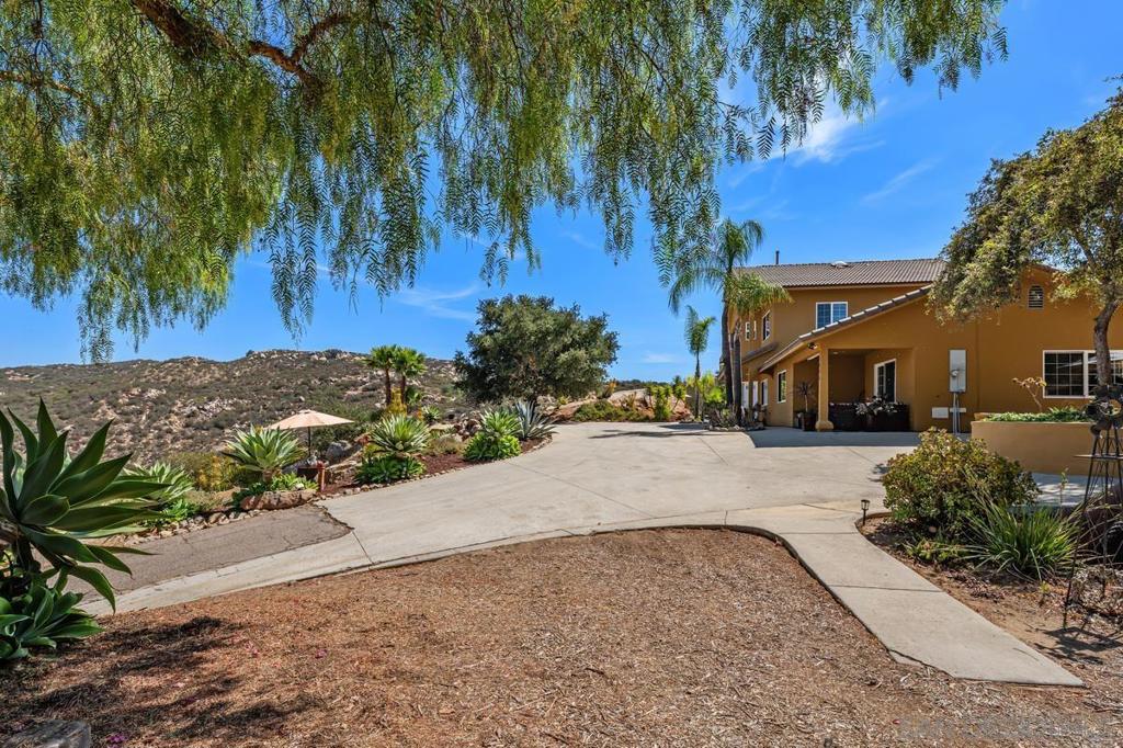 13044 Yerba Valley Way
