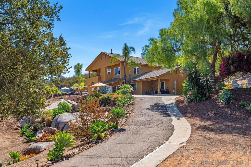 13044 Yerba Valley Way