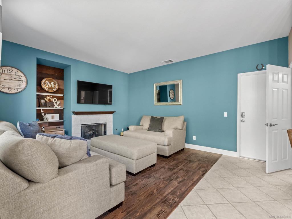 2925 Sunhaven Court