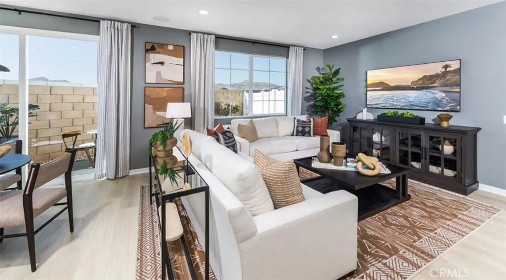 29328 Oceanside Drive