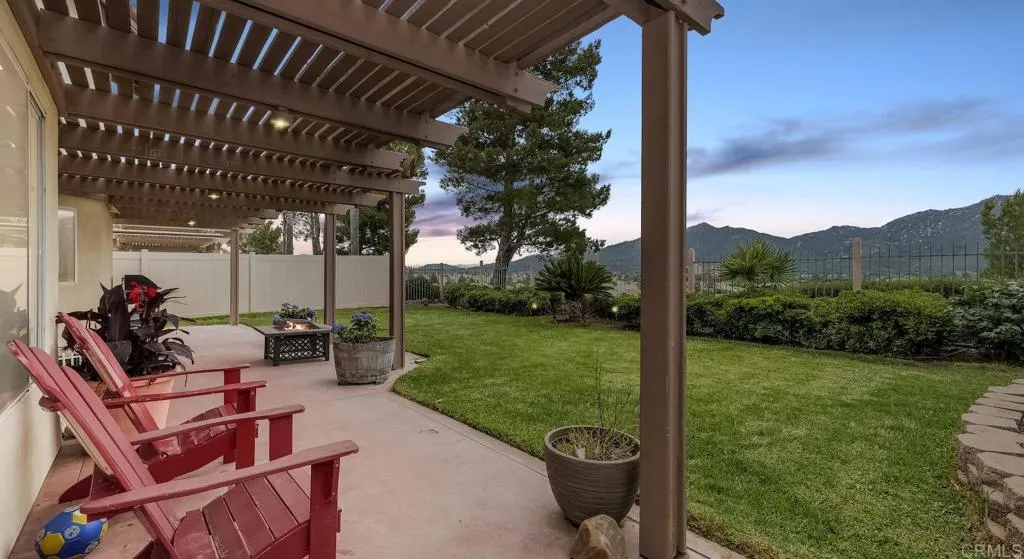 31807 Camino Rosales