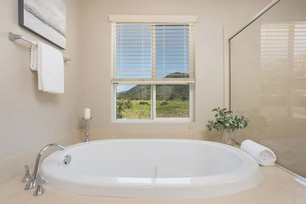 3808 Lake Circle Drive