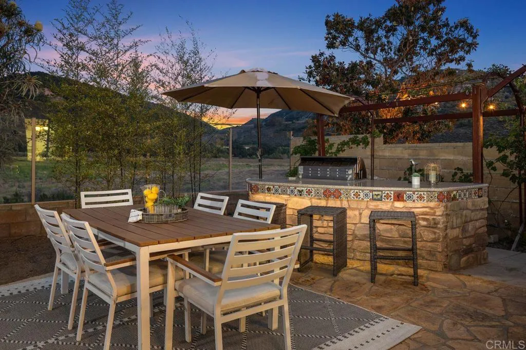 3808 Lake Circle Drive