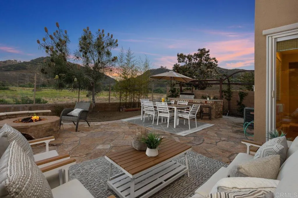 3808 Lake Circle Drive