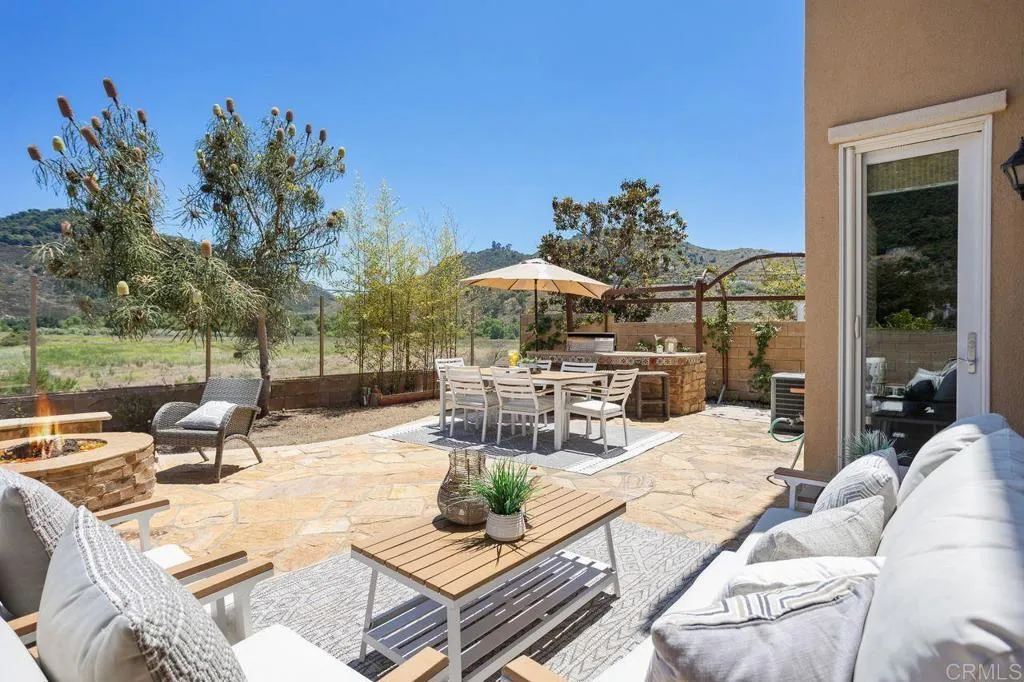 3808 Lake Circle Drive